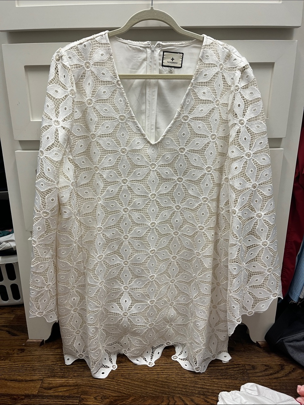 Tuckernuck White Eyelet V-Neck Long Sleeve Tunic